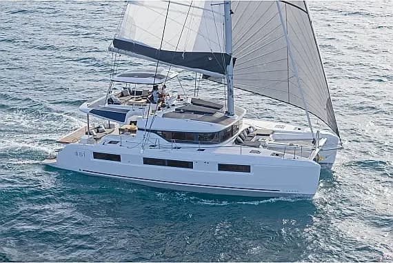 Lagoon 51 in Athens / Alimos Marina - image 1
