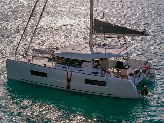Lagoon 40 in Lefkada / D-Marin Marina Lefkas - image 1