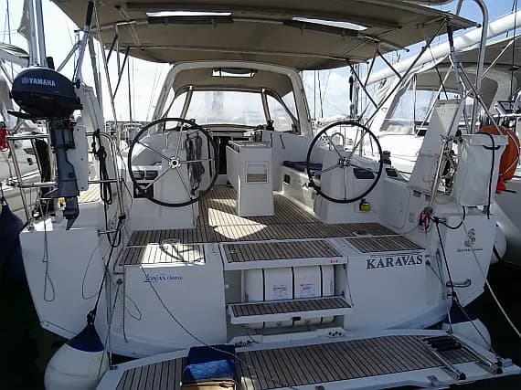 Oceanis 38 in Athens / Alimos Marina - image 1