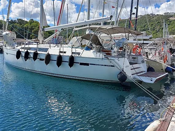 Bavaria 51 Cruiser in Herceg Novi / Lazure Meljine Marina - image 1