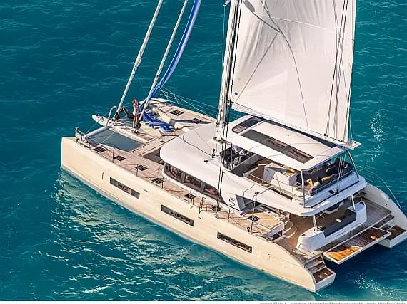 Lagoon Sixty 5 in Sicily / Castellammare del Golfo / Porto di Castellammare del Golfo - image 1