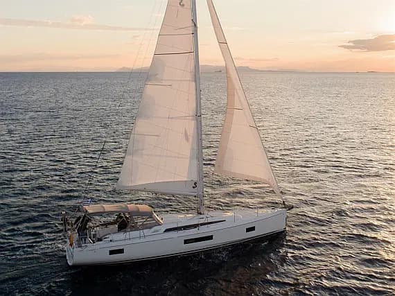 Oceanis 51.1 in Athens / Alimos Marina - image 1