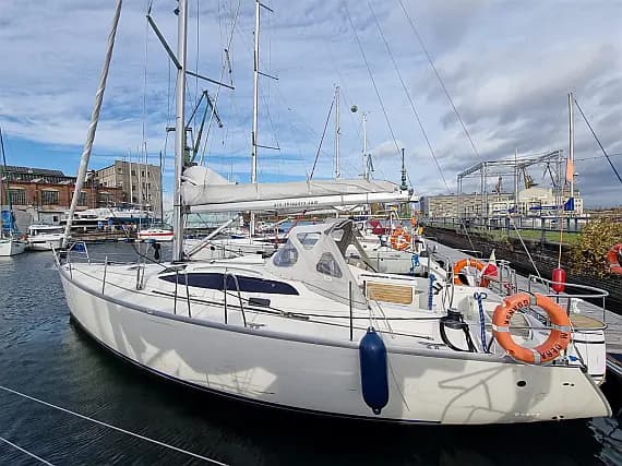 Delphia 40.3 in Gdansk / Przystan Cesarska - image 1