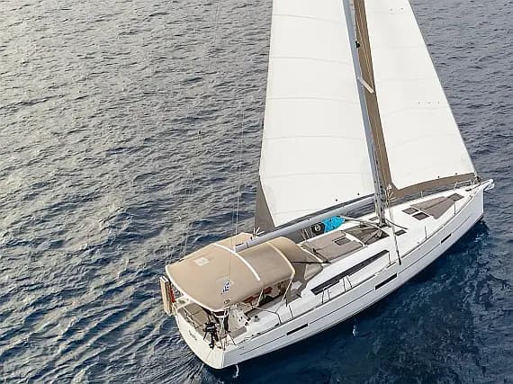 Dufour 460 in Lefkada / D-Marin Marina Lefkas - image 1