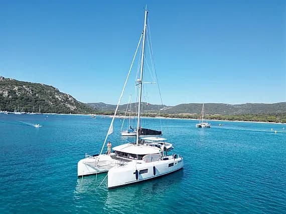 Lagoon 42 in Sardinia / Porto Pollo / Porto di Porto Pollo - image 1