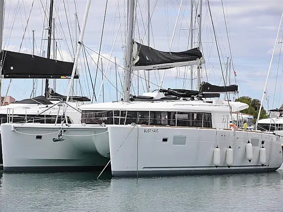 Lagoon 450 in Sukošan / D-Marin Dalmacija Marina - image 1