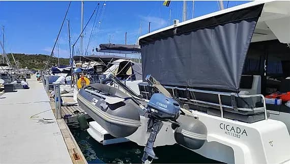 Astréa 42 in Lavrion / Olympic Marina - image 1