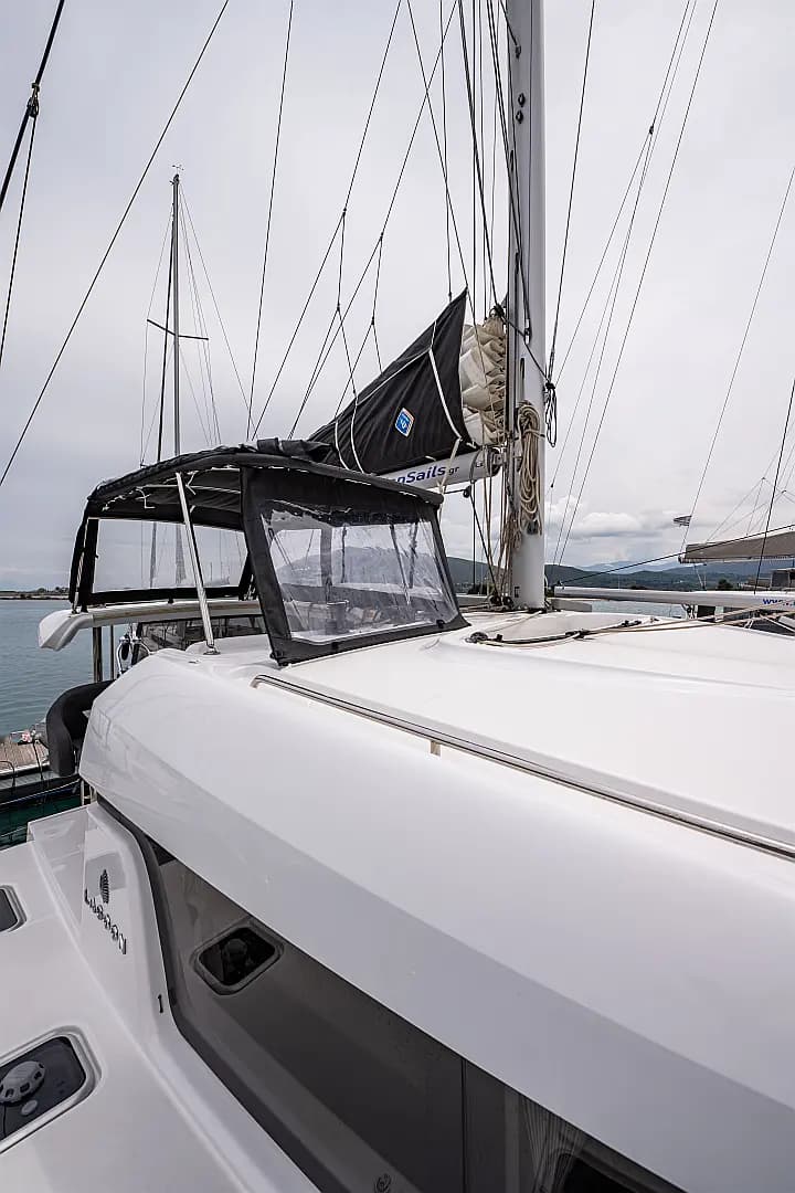 Lagoon 40 in Lefkada / Port of Lefkas - image 1