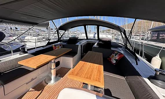 Hanse 508 in Seget Donji / Marina Baotić - image 1