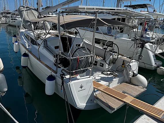 Sun Odyssey 349 in Sukošan / D-Marin Dalmacija Marina - image 1