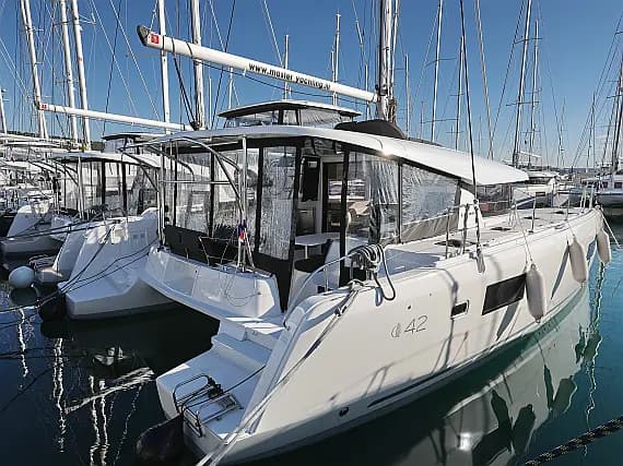 Lagoon 42 in Sukošan / D-Marin Dalmacija Marina - image 1