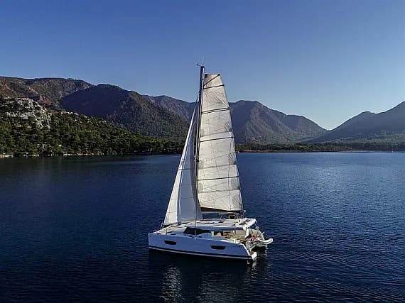 Lucia 40 in Marmaris Yacht Marina - image 1