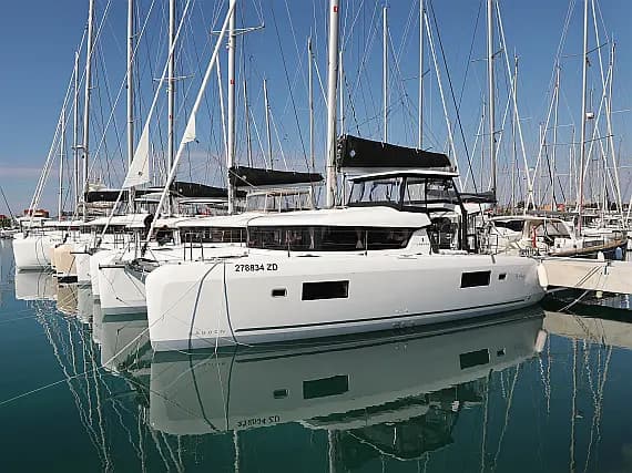 Lagoon 42 in Sukošan / D-Marin Dalmacija Marina - image 1