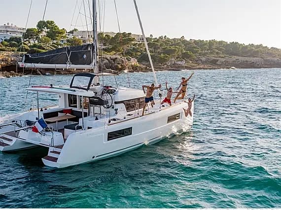 Lagoon 40 in Rhodes New Marina - image 1