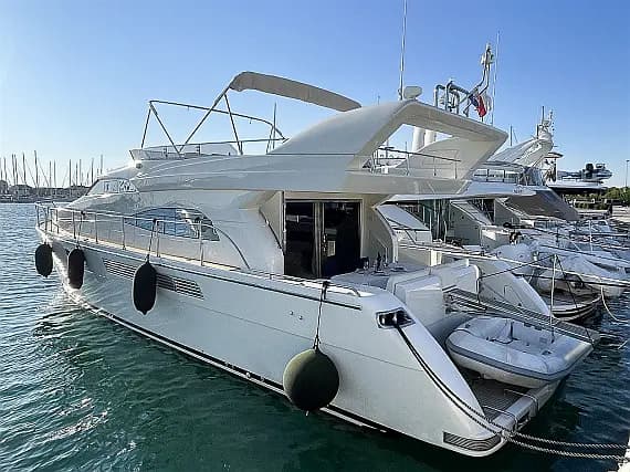 Eminence X6 in Sukošan / D-Marin Dalmacija Marina - image 1