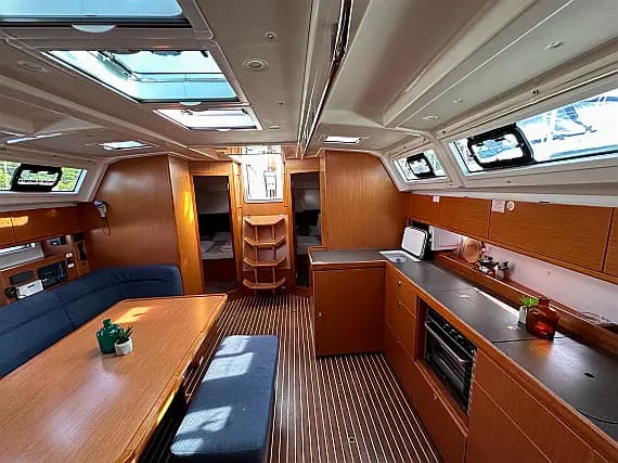 Bavaria Cruiser 46 in Drage / Marina Drage - image 1