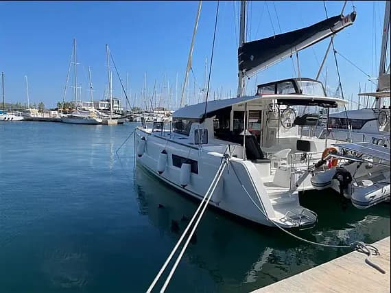 Lagoon 40 in Lefkada / D-Marin Marina Lefkas - image 1