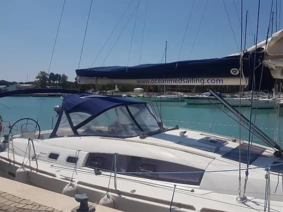 Oceanis 46 in Leuca / Santa Maria di Leuca - image 1