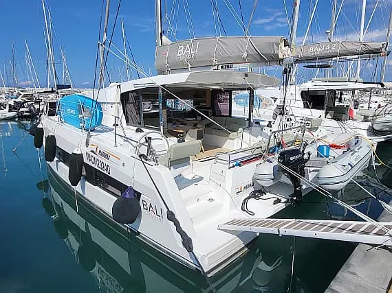 Bali Catsmart in Sardinia / Golfo Aranci / Mare Fun Charter & Marina - image 1