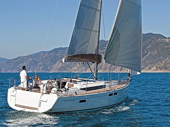 Sun Odyssey 519 in Castellammare di Stabia / Marina di Stabia - image 1