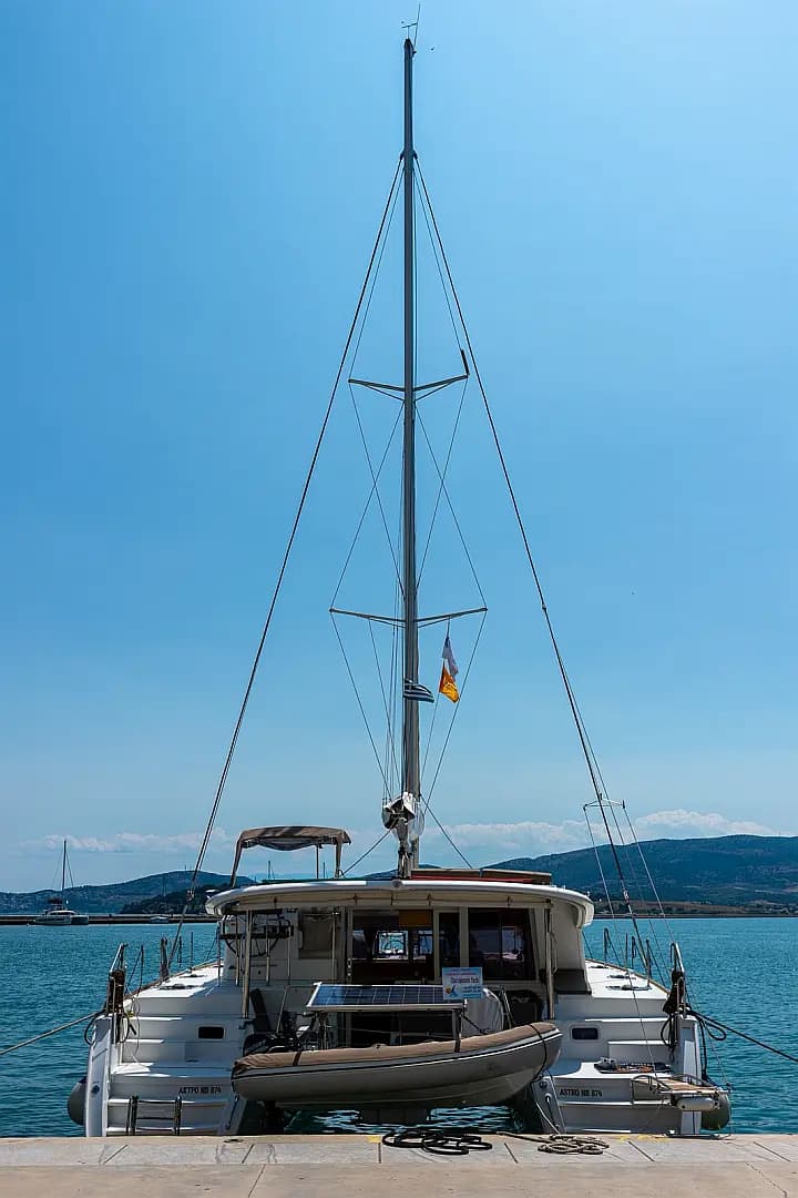 Lagoon 400 S2 in Volos / Port of Volos - image 1