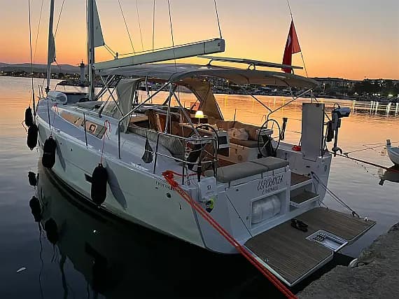 Dufour 430 in Marmaris / Adaköy Marina - image 1