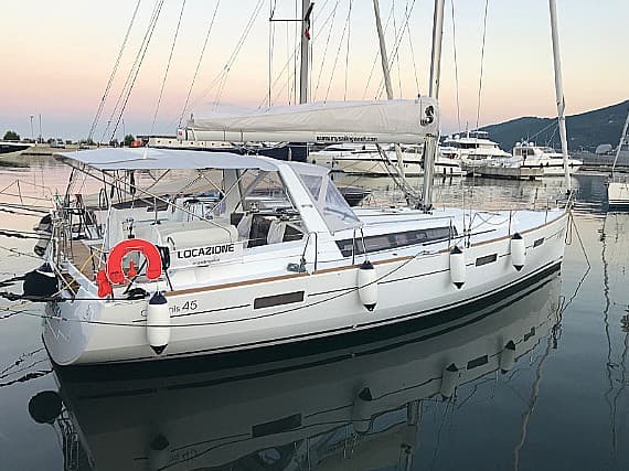 Oceanis 45 in La Spezia / Porto Mirabello - image 1