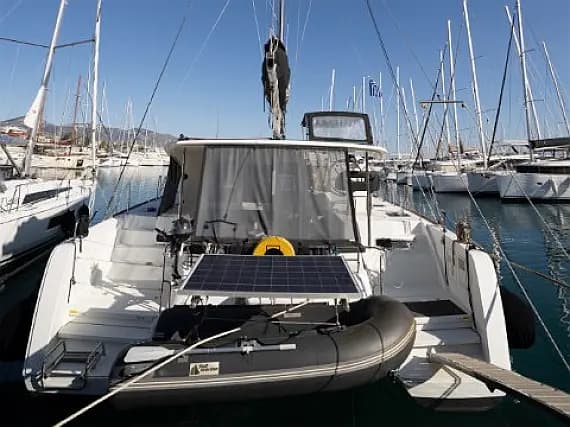 Lagoon 40 in Athens / Alimos Marina - image 1