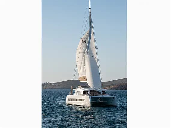 Bali 4.4 in Paros port - image 1