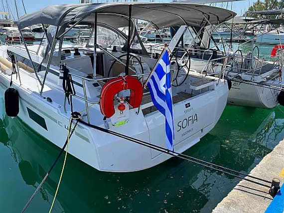 Bavaria C42 in Corfu / Gouvia / D-Marin Marina Gouvia - image 1