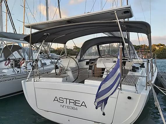 Hanse 458 in Lavrion / Olympic Marina - image 1