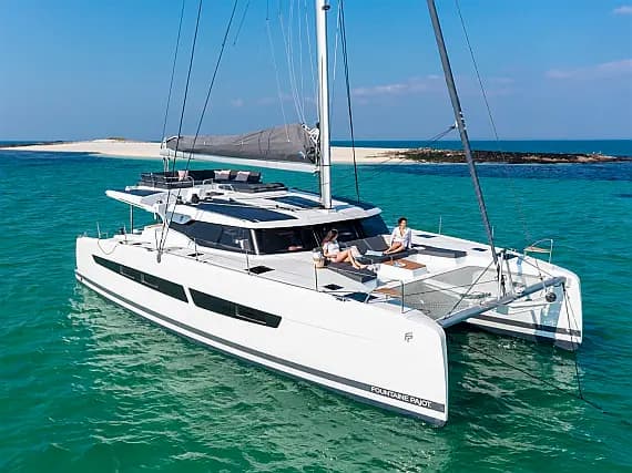 Aura 51 in Trogir / SCT Marina Trogir - image 1