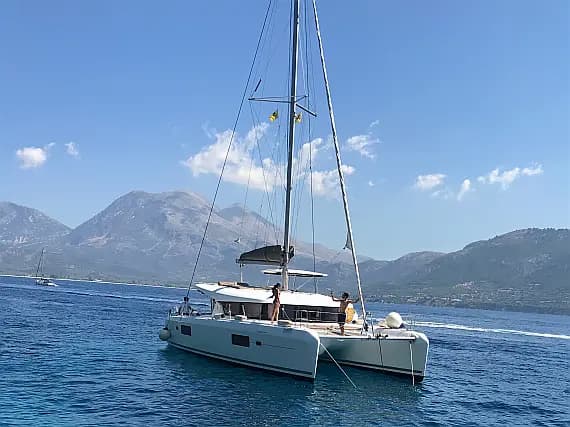 Lagoon 42 in Lefkada / D-Marin Marina Lefkas - image 1