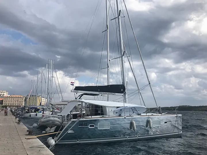 Lagoon 400 S2 in Sukošan / D-Marin Dalmacija Marina - image 1
