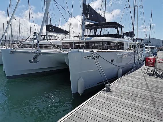 Lagoon 450 in Sukošan / D-Marin Dalmacija Marina - image 1