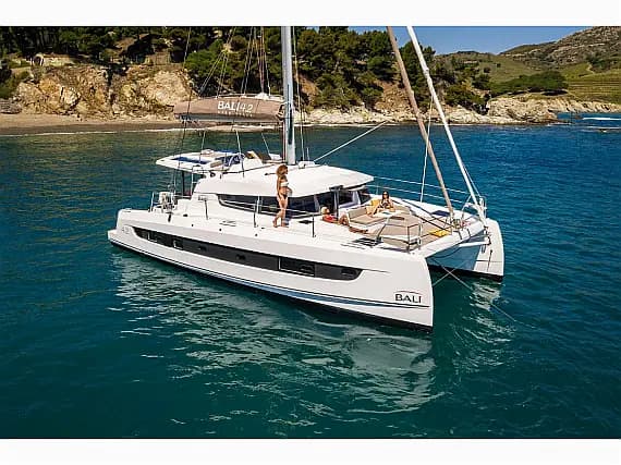 Bali 4.2 in Sardinia / Golfo Aranci / Mare Fun Charter & Marina - image 1