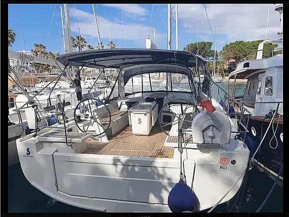 Oceanis 51.1 in Sardinia / Cannigione - image 1