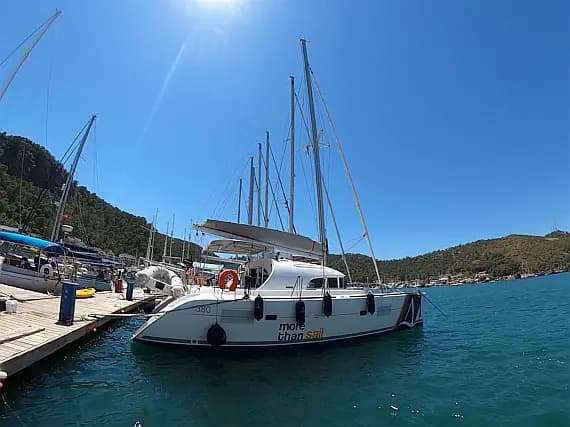 Lagoon 380 in Fethiye / Yacht Club Mai - image 1