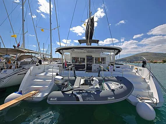 Lagoon 450 Fly in Dubrovnik / ACI Marina Dubrovnik - image 1