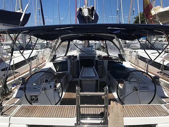 Oceanis 45 in Tenerife / Las Galletas / Marina del Sur - image 1