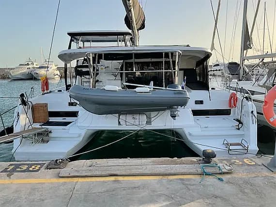 Lagoon 42 in Athens / Alimos Marina - image 1