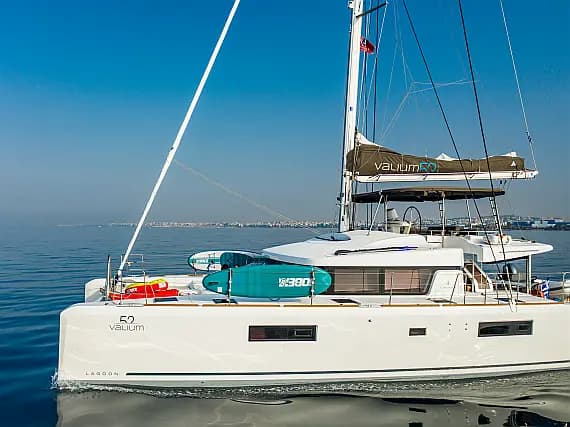 Lagoon 52F in Athens / Alimos Marina - image 1