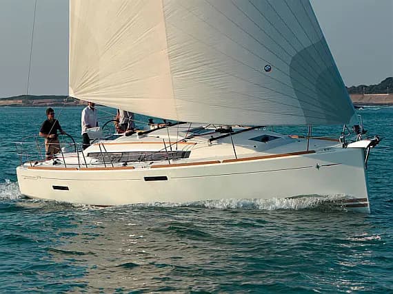 Sun Odyssey 379 in Athens / Alimos Marina - image 1