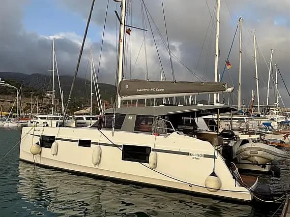 Nautitech 40 Open in Krk / Punat / Marina Punat - image 1