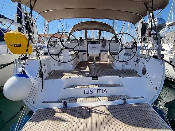 Bavaria Cruiser 46 in Trogir / ACI Marina Trogir - image 1