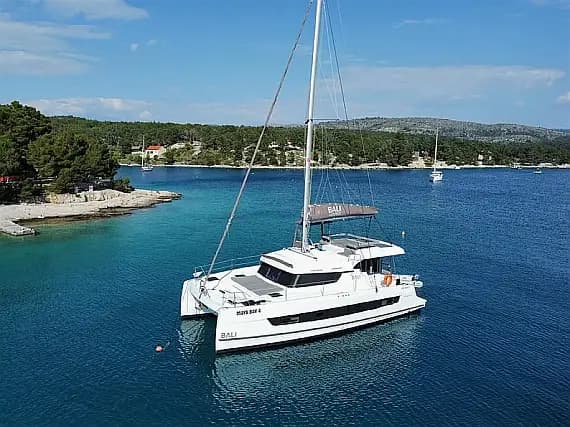 Bali Catspace in Kaštel Gomilica / Marina Kaštela - image 1