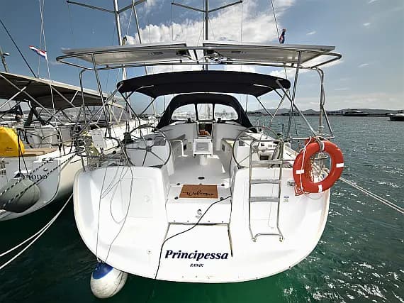 Cyclades 50.5 in Sukošan / D-Marin Dalmacija Marina - image 1