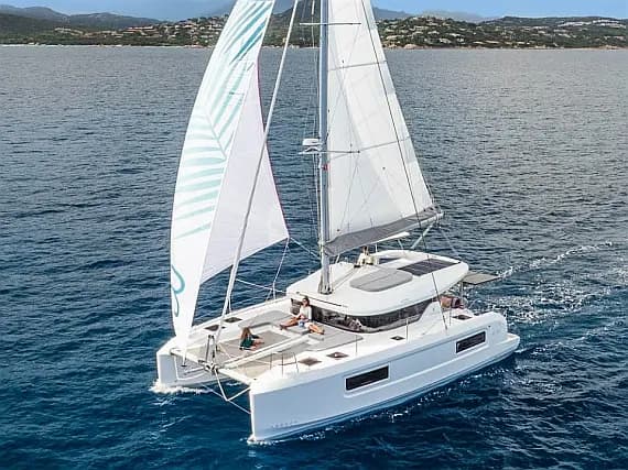 Lagoon 38 in Lefkada / Port of Lefkas - image 1