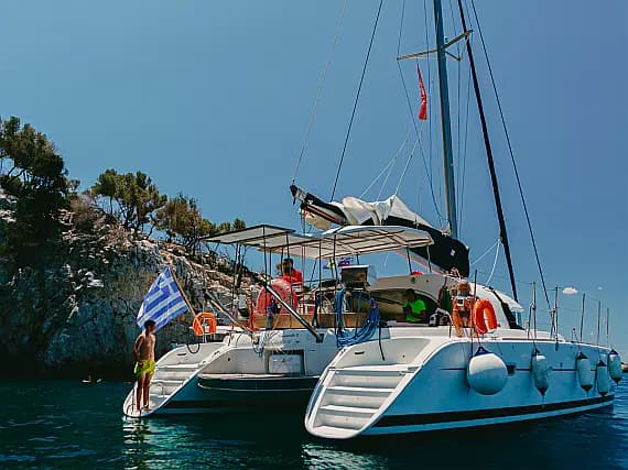 Lagoon 380 in Nikiti - Chalkidiki / Nikiti - image 1
