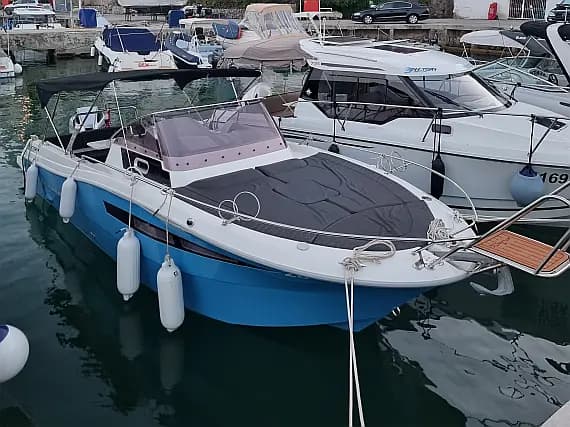 Atlantic Marine Sun Cruiser 730 in Opatija / Marina Admiral - image 1